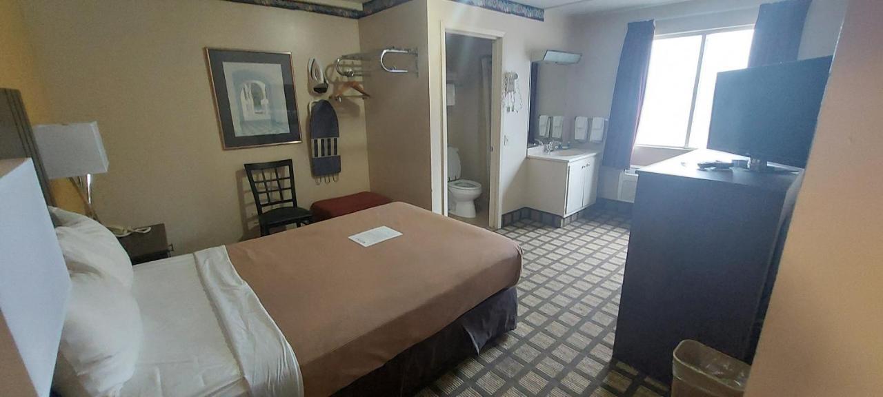 Rodeway Inn Kalkaska Extérieur photo