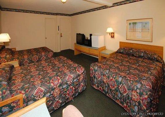 Rodeway Inn Kalkaska Extérieur photo